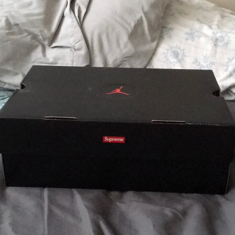 Supreme sneakers